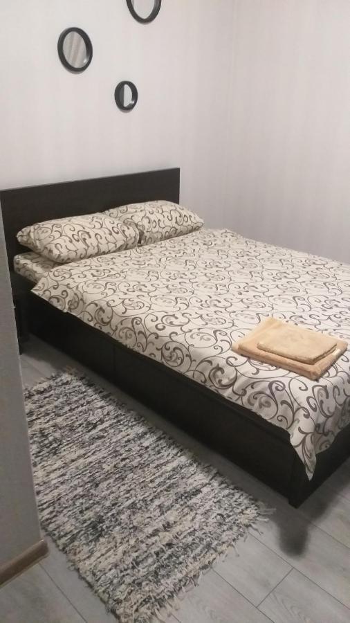 Apartament Gayadayenko 4 Apartment Пинск Екстериор снимка
